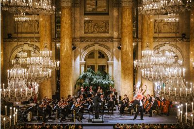 Wiener Hofburg Orchester